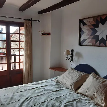 Con Vistas En El Corazon Del Pirineo Chalet Los Molinos (Catalonia)